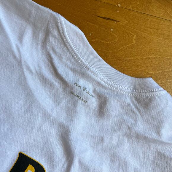 New! Jim beam San Francisco Giants XL T-shirt - Picture 7 of 8